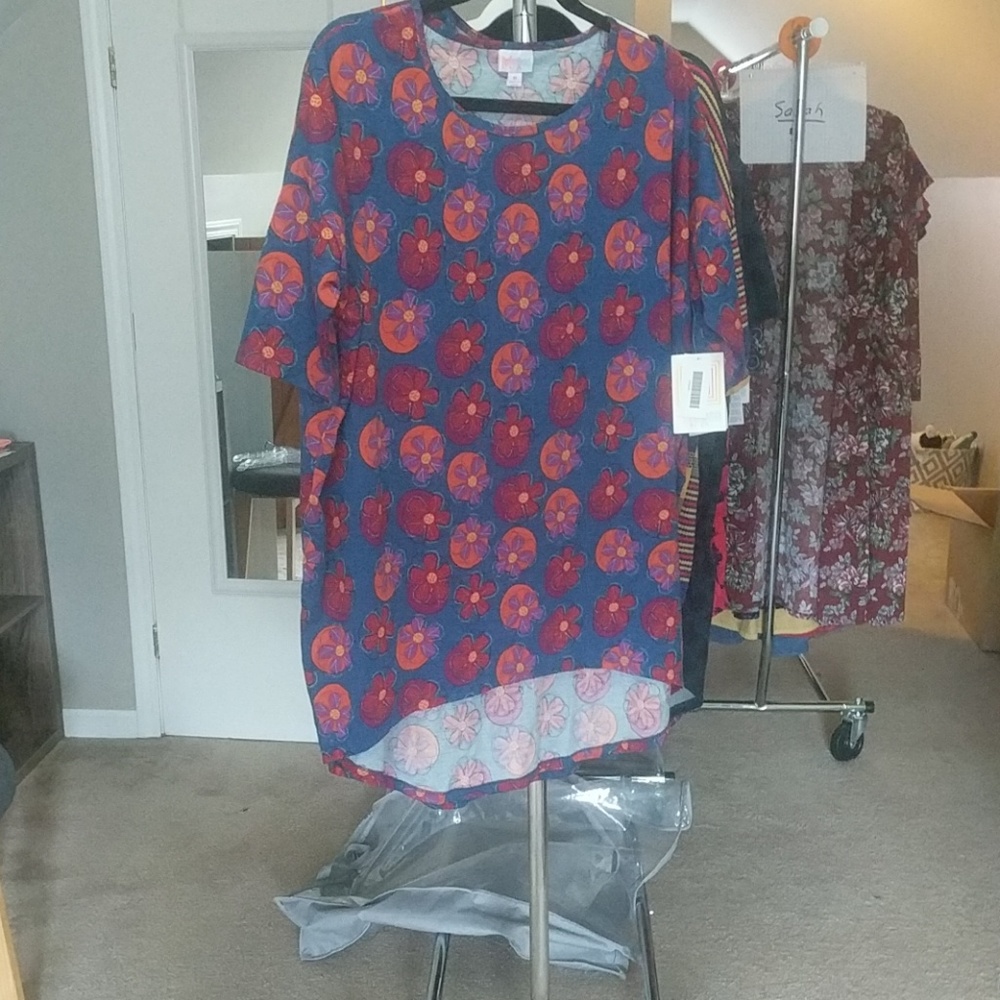 *NOT FOR SALE* LuLaRoe Irma
