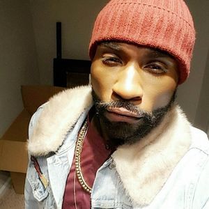 Meet your Posher, Kenneth