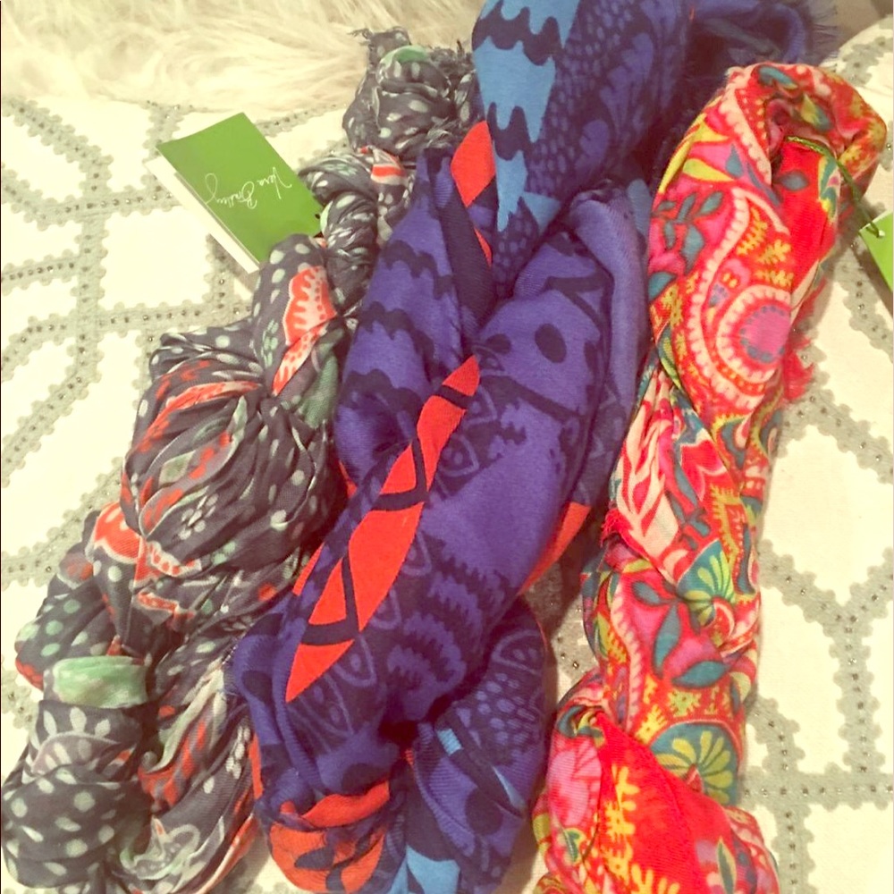 3 NWT Vera Bradley Scarves 9.00 EA