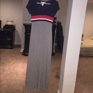Max studio navy red and white maxi