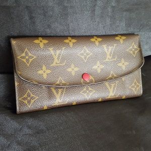 Louis Vuitton Emilie Wallet