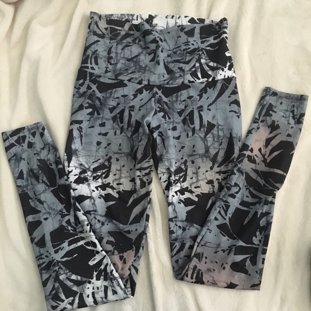 Onzie high waisted pant