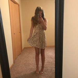 Cute strapless dress for everyday/homecoming