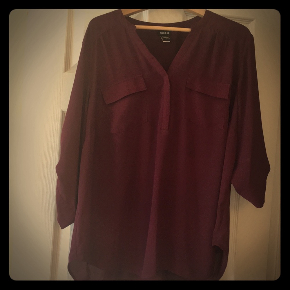 3/4 sleeve pullover blouse