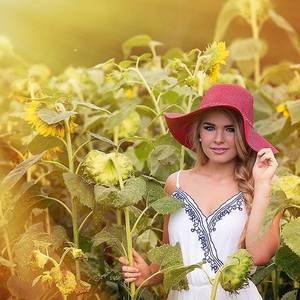 Meet your Posher, Cara