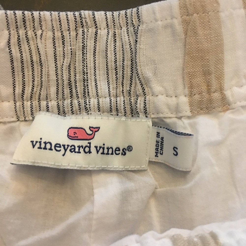 Vineyard Vines linen shorts