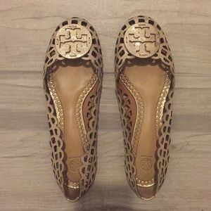Cute Gold Tory Burch flats size 7