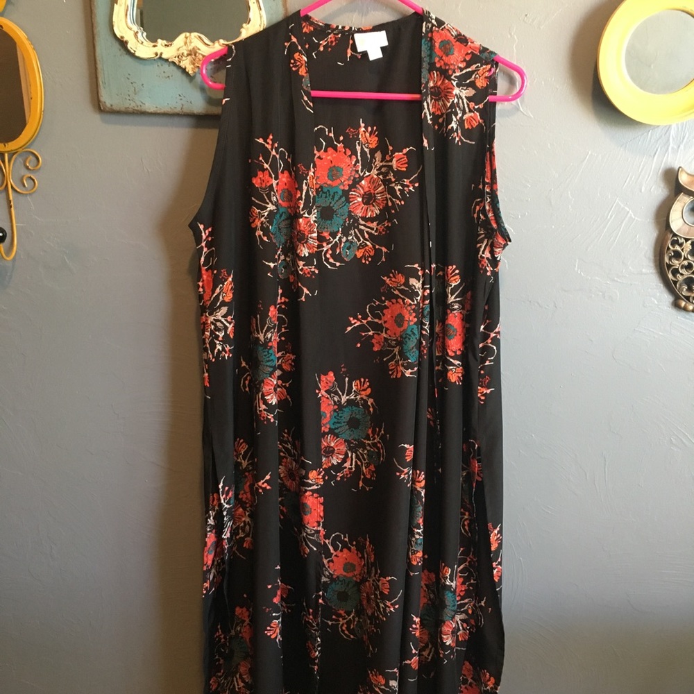 LuLaRoe Black Floral Joy Vest, size M NWOT