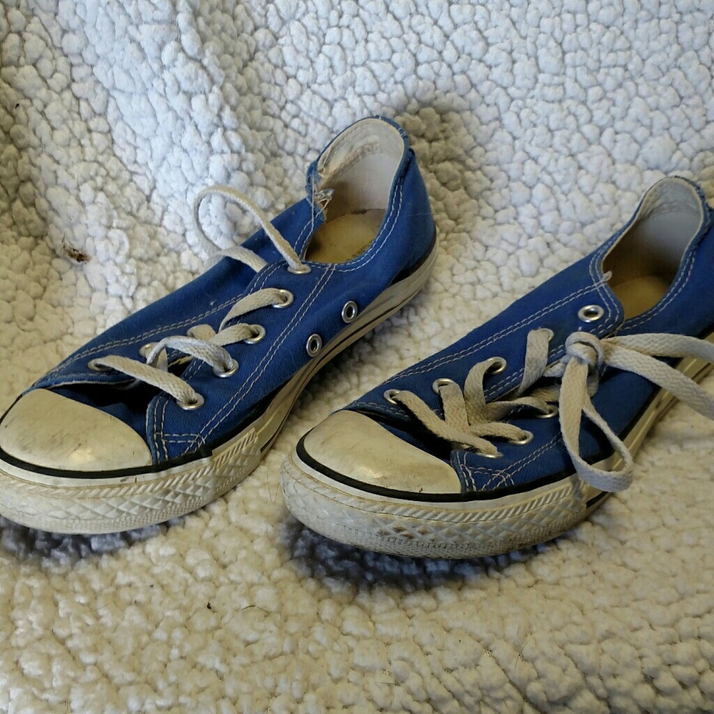 Blue Converse All Stars