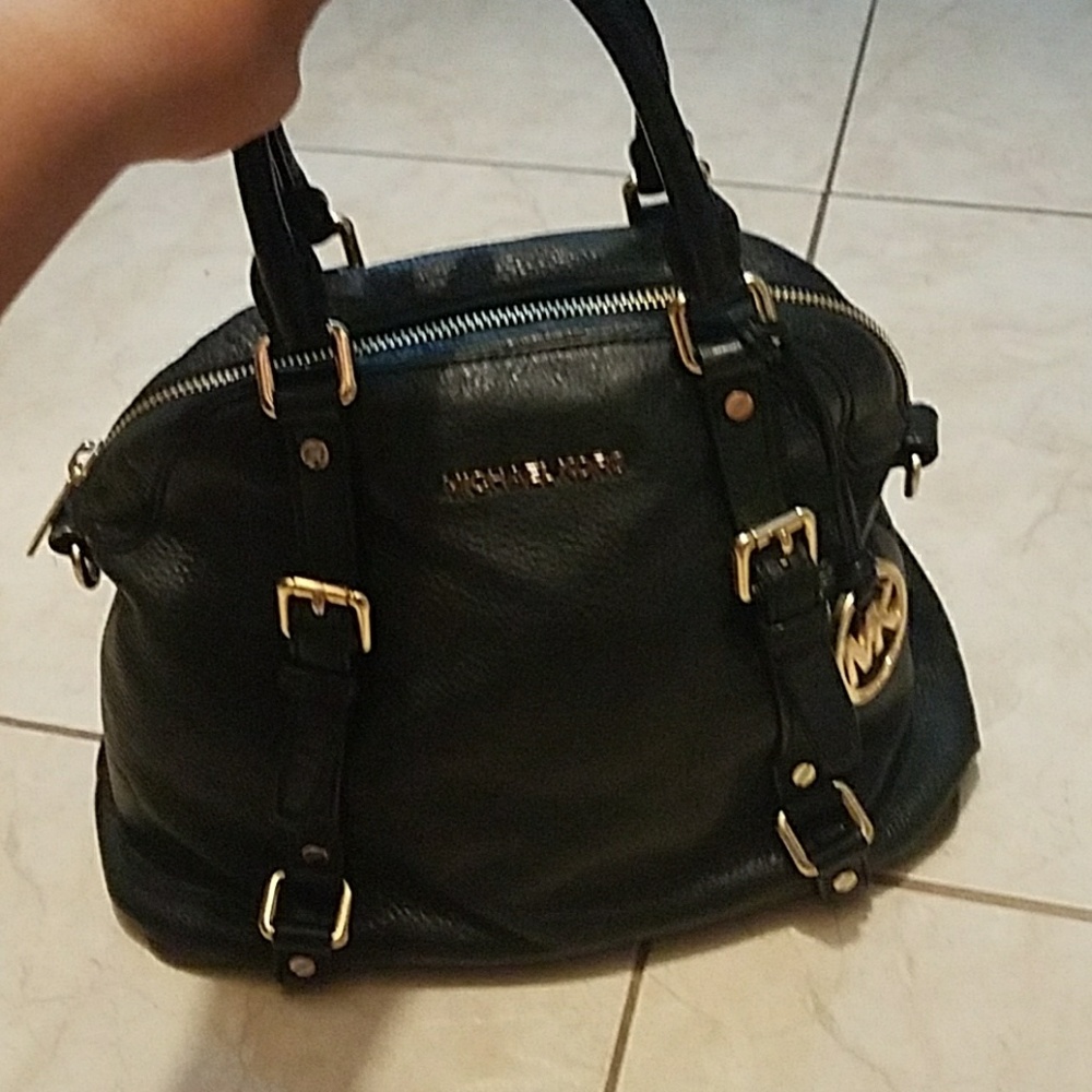Black MICHAEL KORS leather purse