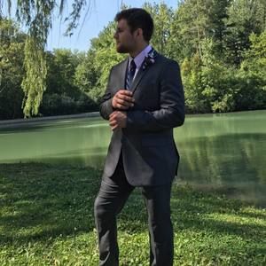 Meet your Posher, Casey