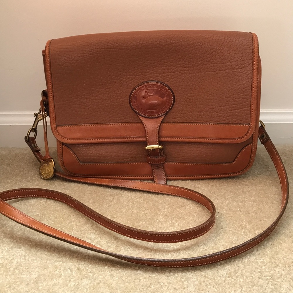 Vintage Dooney & Bourke cross body satchel