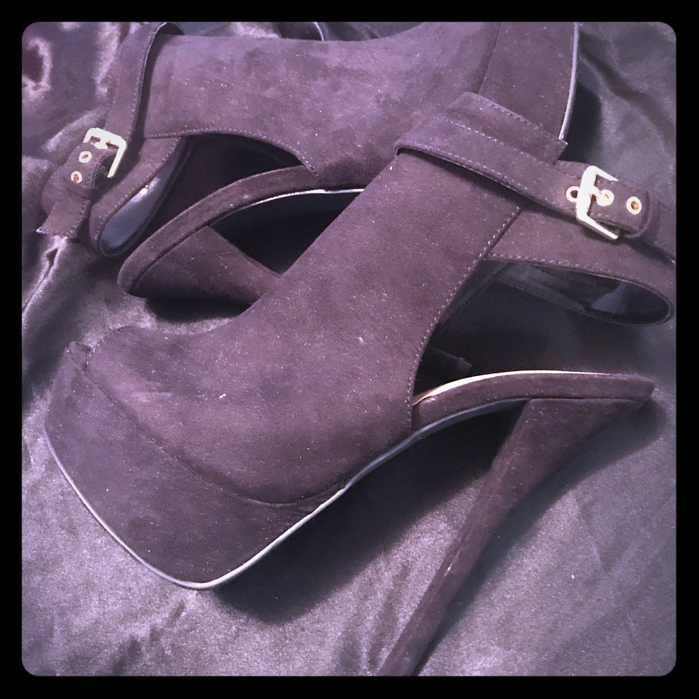 Peep toe booties