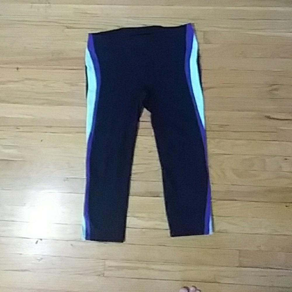 GapFit gfast crop legging