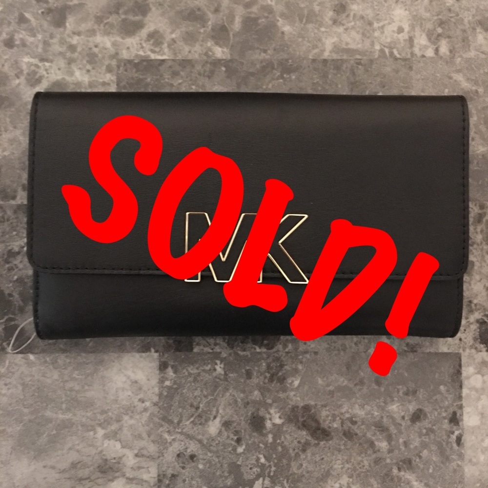 🌟SALE🌟 NWT Michael Kors Florence Billfold Wallet