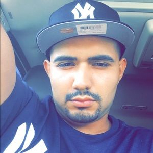 Meet your Posher, Aaron