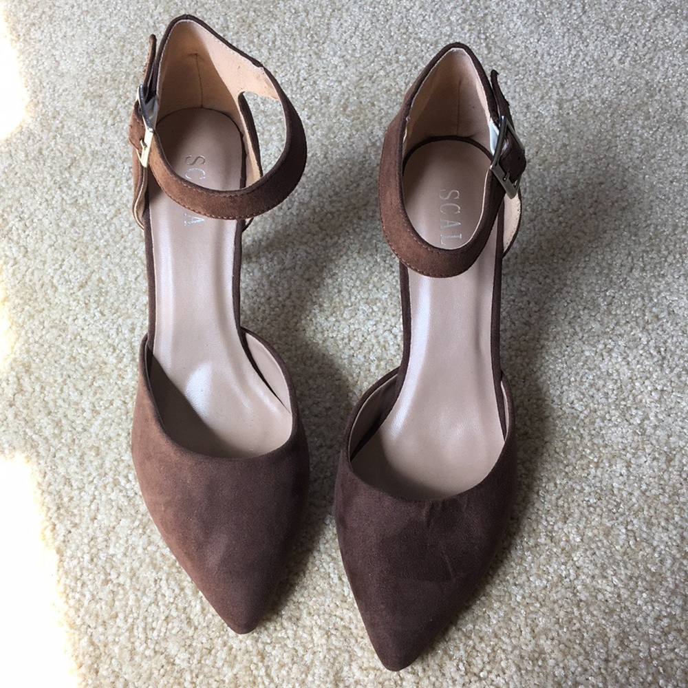 Scala Brown heels
