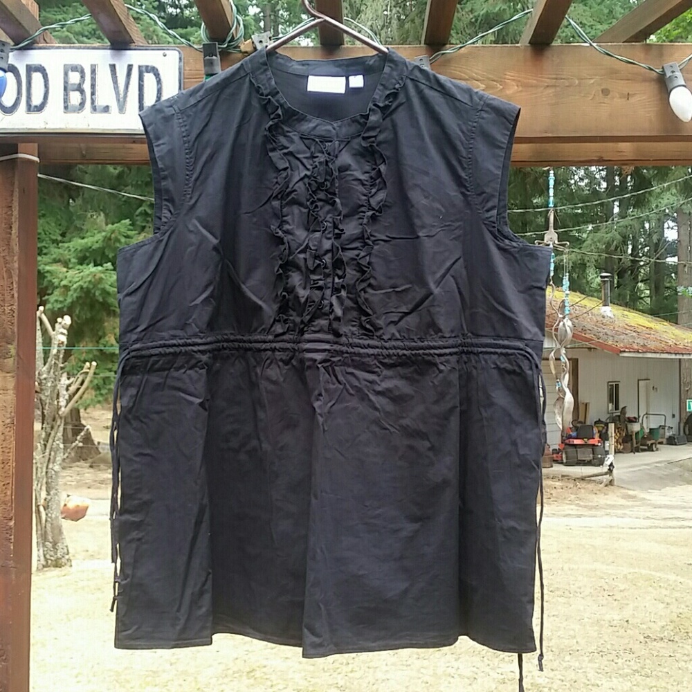 Planet Motherhood Black Top - Size XL