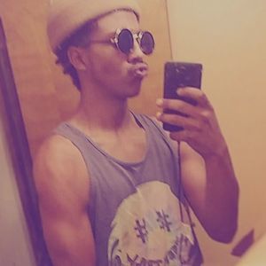 Meet your Posher, Isaiah