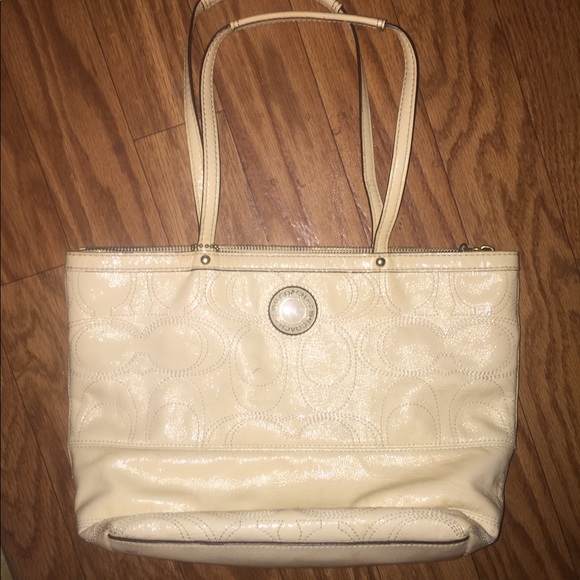 Coach purse - Picture 1 of 4