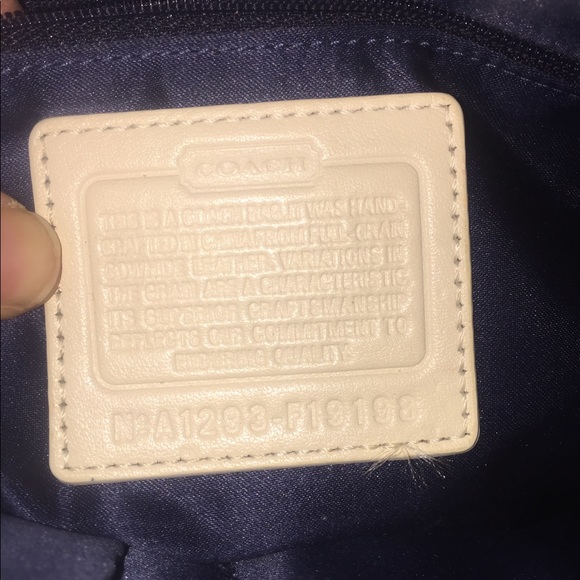 Coach purse - Picture 2 of 4