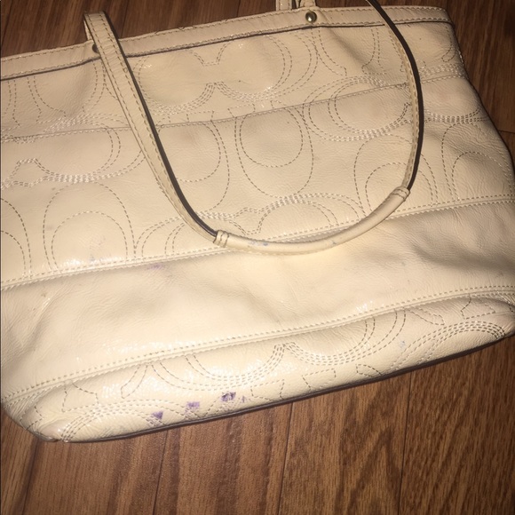 Coach purse - Picture 3 of 4