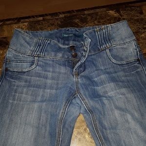 Younique Jeans