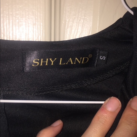 Winter black long sleeve shirt - Picture 2 of 2