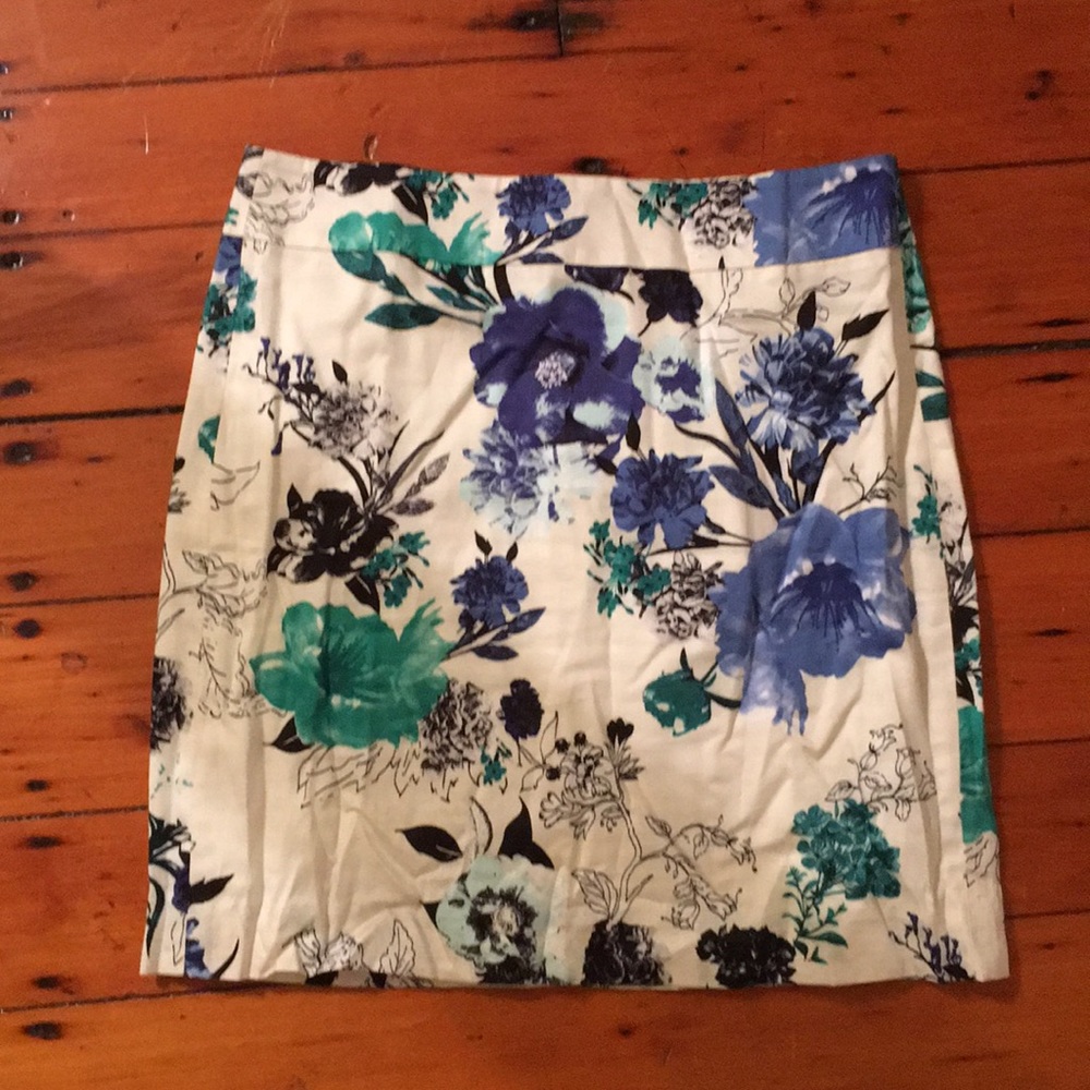 Floral Loft Mini Skirt
