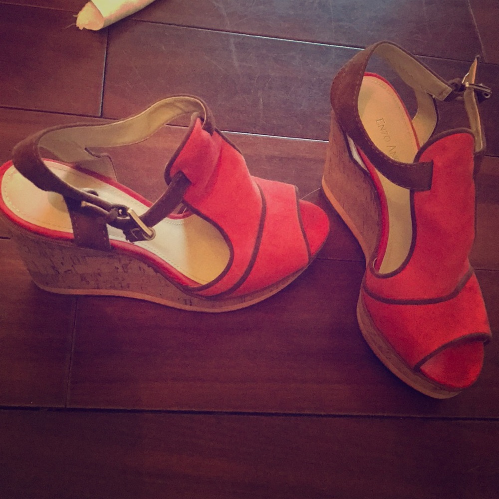 Enzo Angiolini Wedges