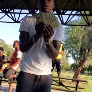 Meet your Posher, Carlton