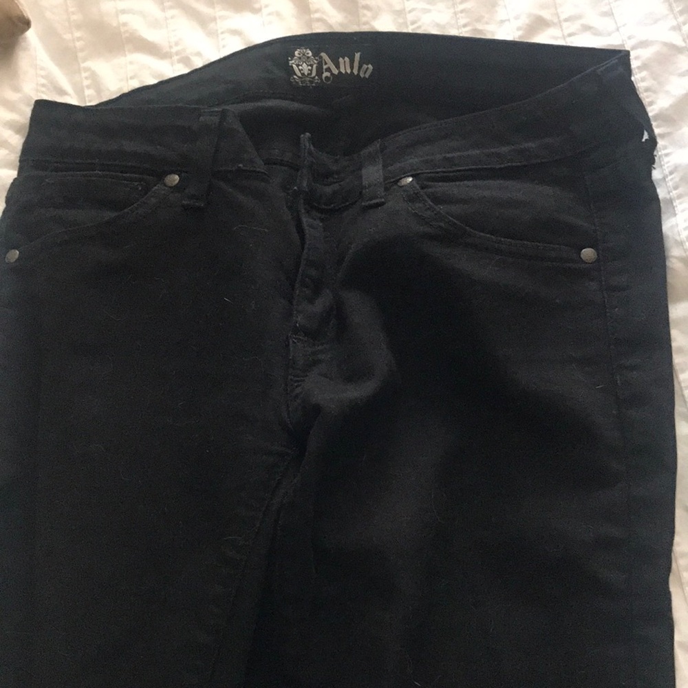 Black skinny jeans