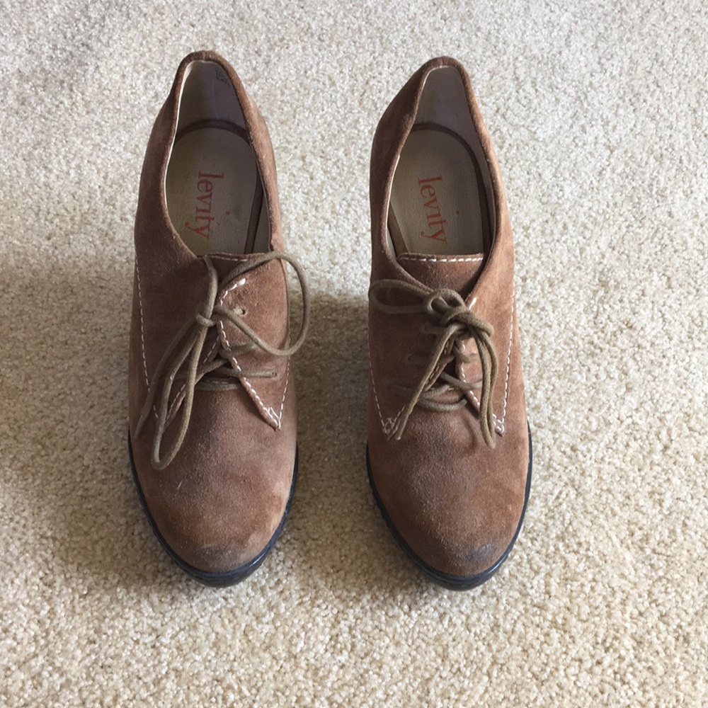Levity brown Booties