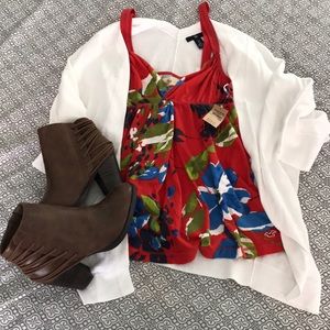 ⭐️ NWT Hollister tank top