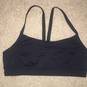 Black lululemon sports bra
