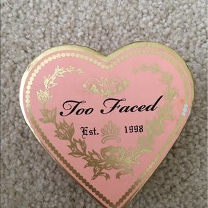 Too faced sweethearts blush in Peach Beach