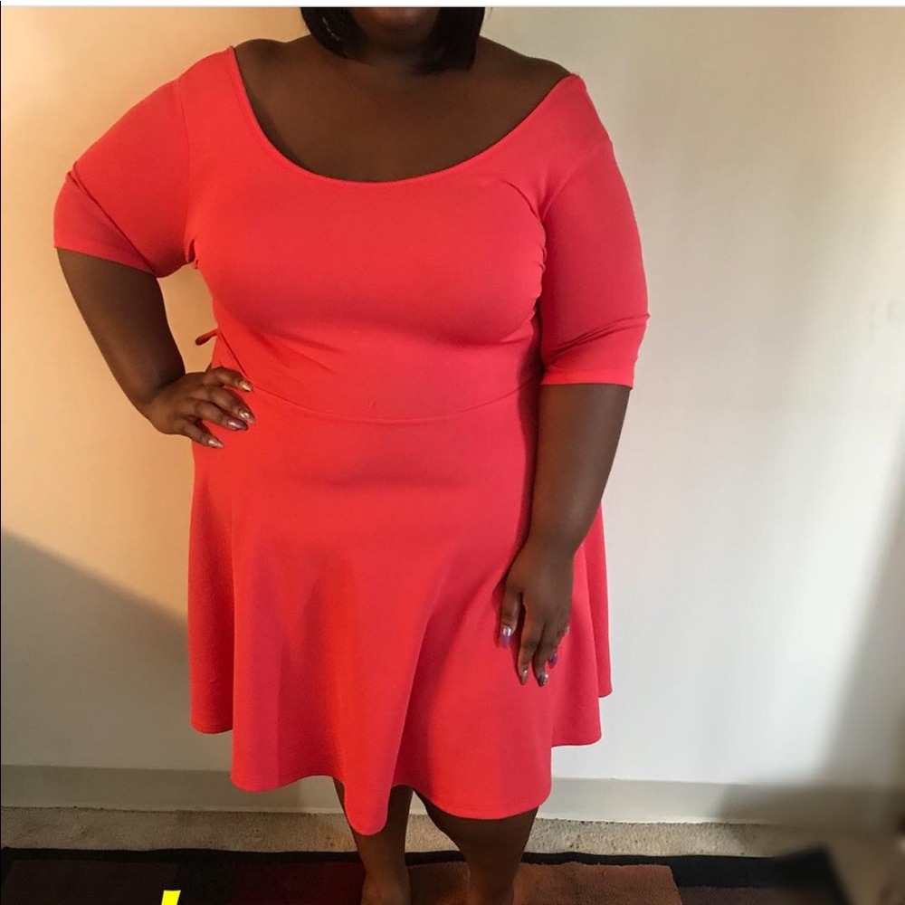 Fashion to figure dress