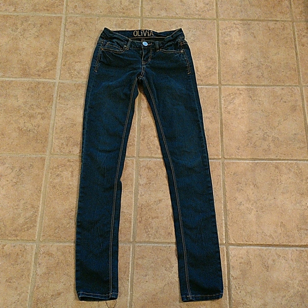 Delia's Olivia Dark Wash Skinny Jeans