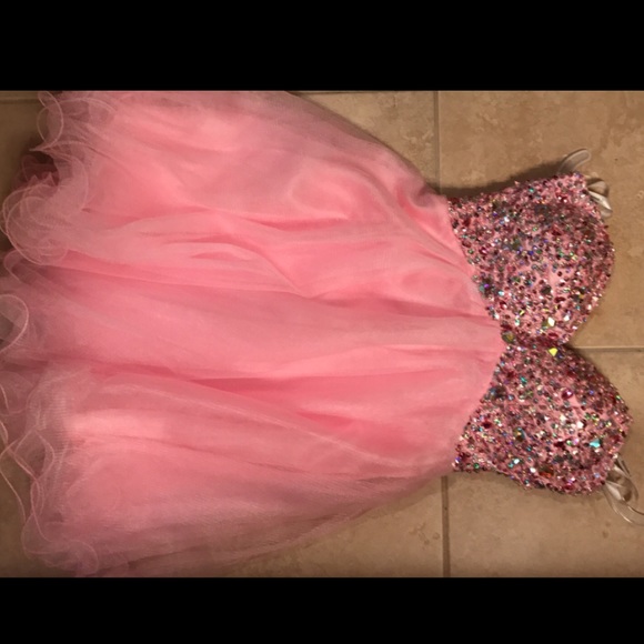 Pink homecoming dress - Picture 5 of 5