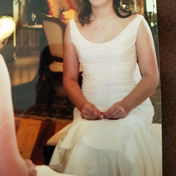 Wedding dress - Picture 6 of 8