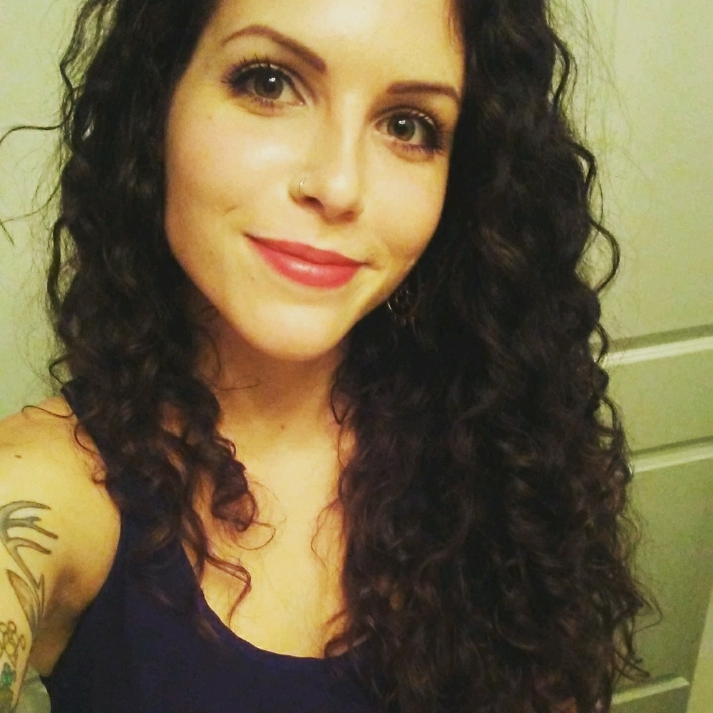 Meet your Posher, Marissa