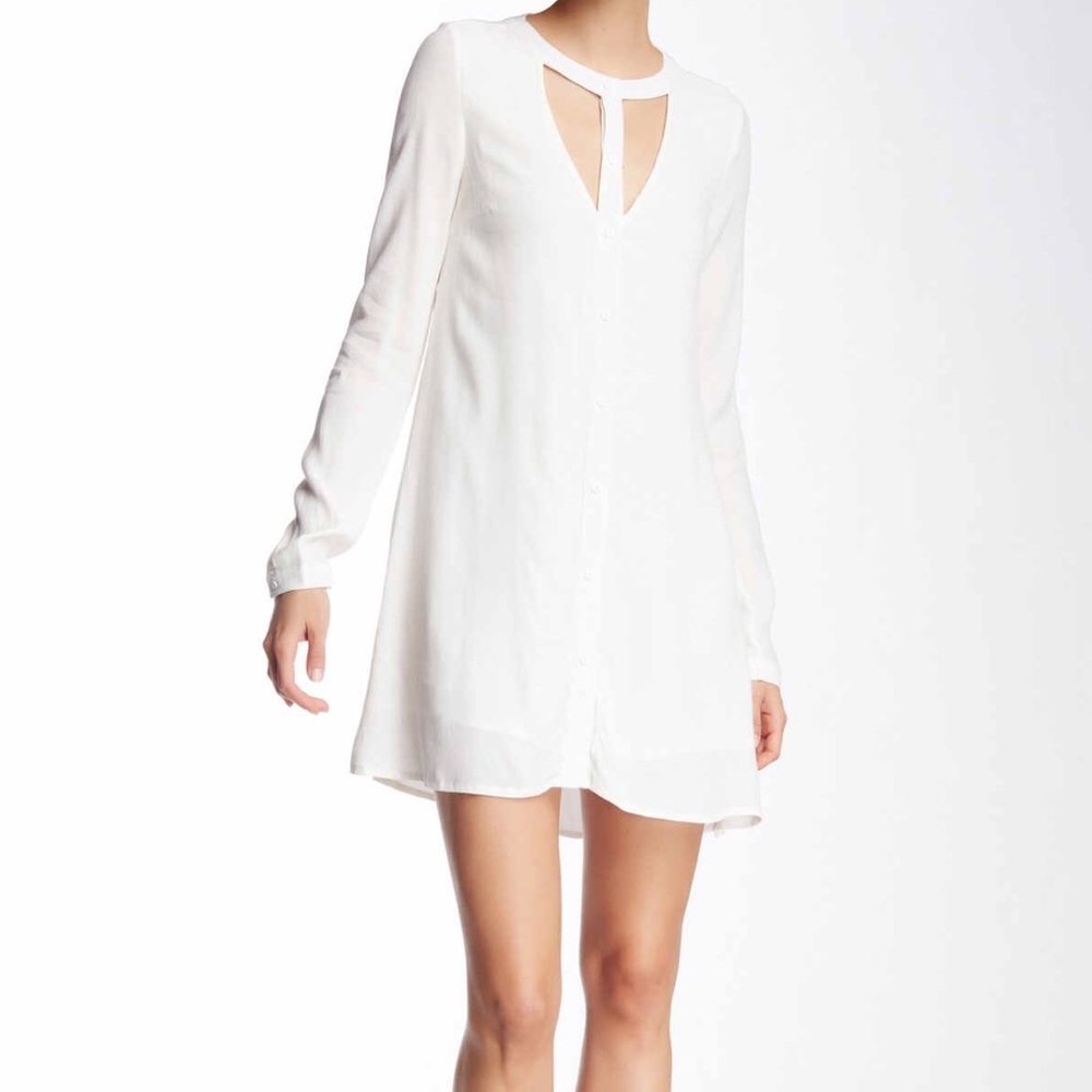 White dress by Dress Forum