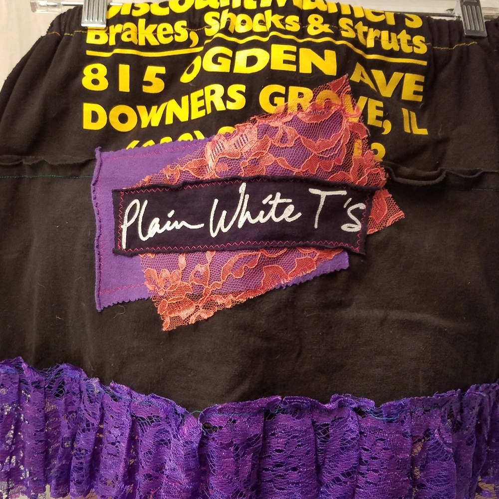 Plain White T's mini skirt designer Alicia biewer