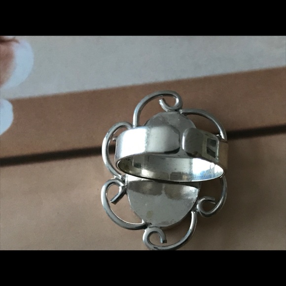 Handmade Silver Flower Turquoise Ring Brand New - Picture 3 of 6