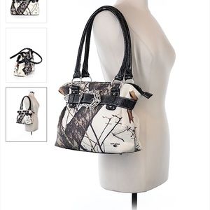 Camo purse