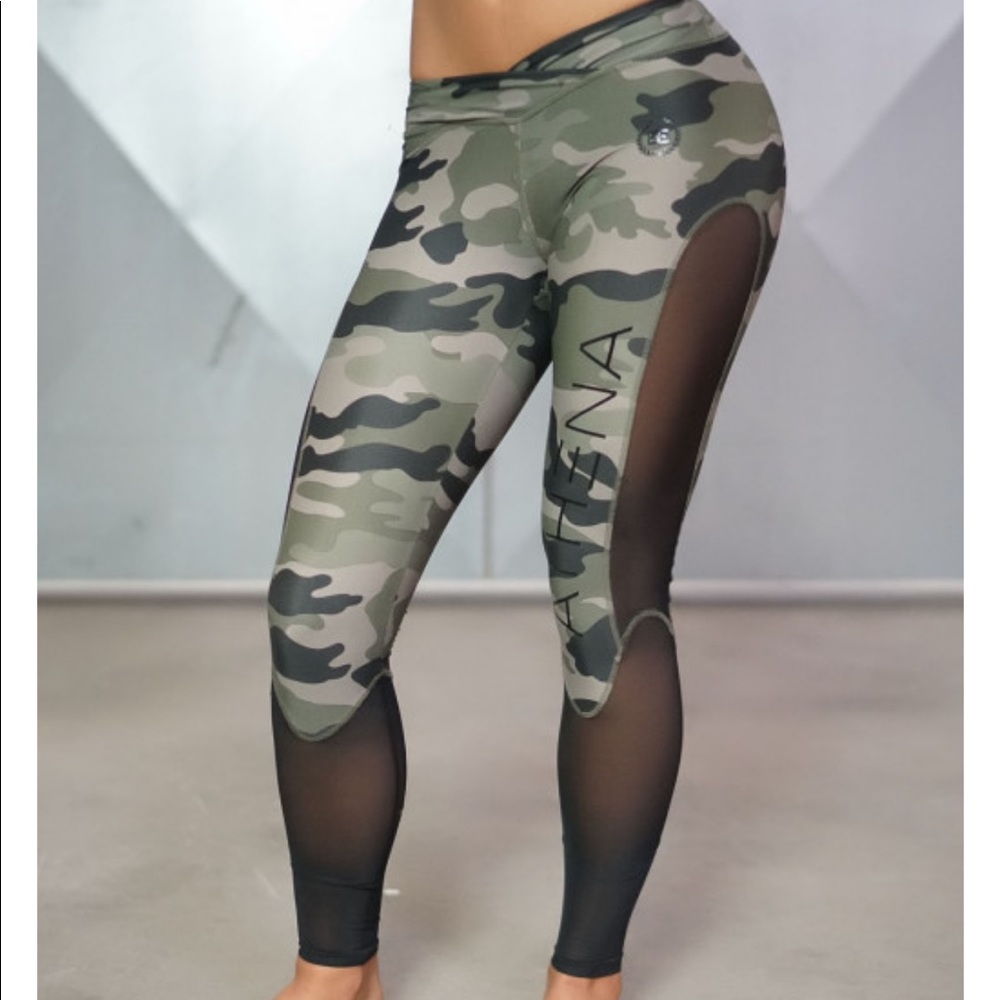 Body Engineers Official NWT camo leggings