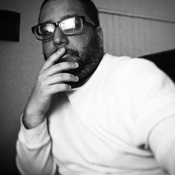 Meet your Posher, Josh - Picture 1 of 1