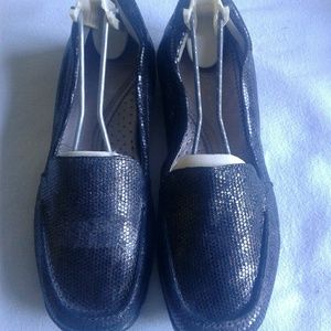 Sold Sold🚫🚫🚫🚫 flat shoes woman size 6