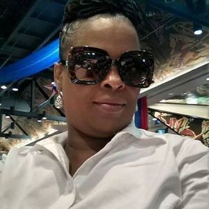 Meet your Posher, Regina