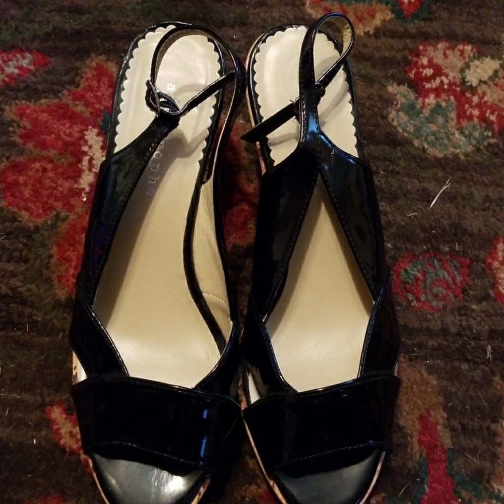 Open toes ankle shoe